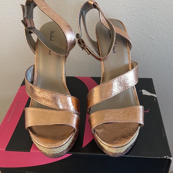 Michael Antonio Gate Bronze Wedge Sandals - Picture 2 of 5